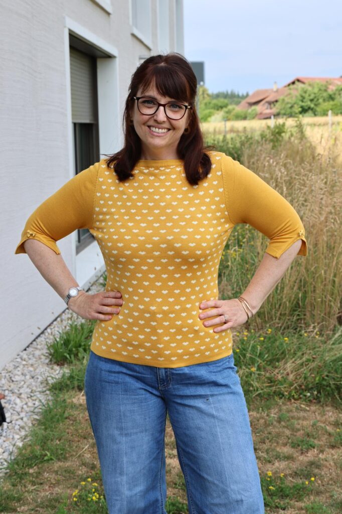 Pull  Cœur de Moutarde